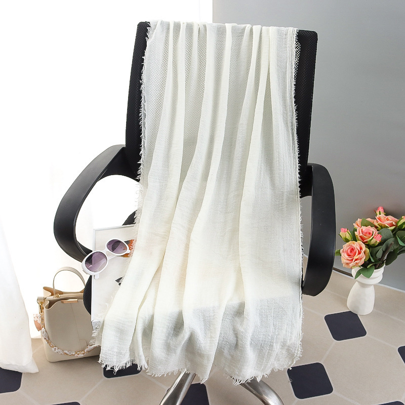 G245 Měkký a prodyšný voilový hidžáb