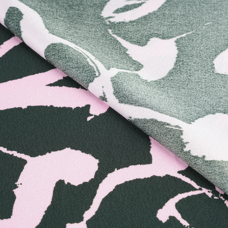 75D * 120D polyesterová hedvábná mačkaná arabská tisková tkanina