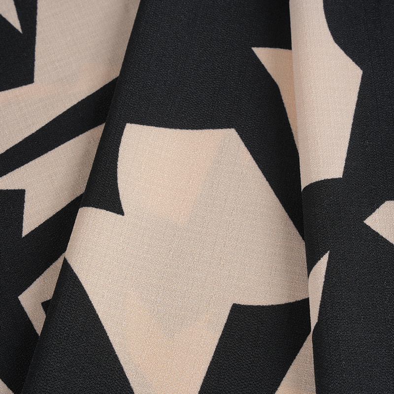 5068 Linglong Konopná růžová a černá potisková látka