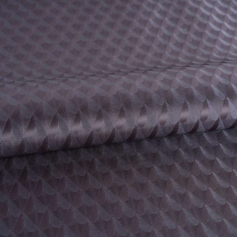 Polyesterové kationtové dvoubarevné symetrické Love Jacquard Barvení