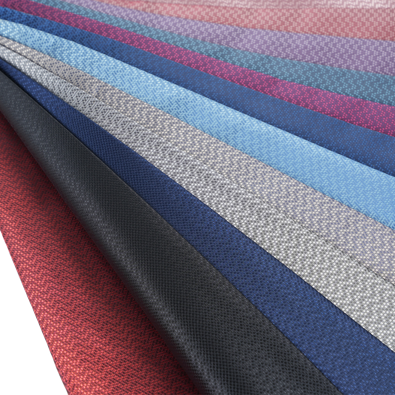 Polyesterový kationtový vlnový žakár