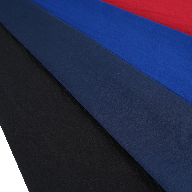 400T Polomatná Nízká elastická nylonová rotační barvicí tkanina