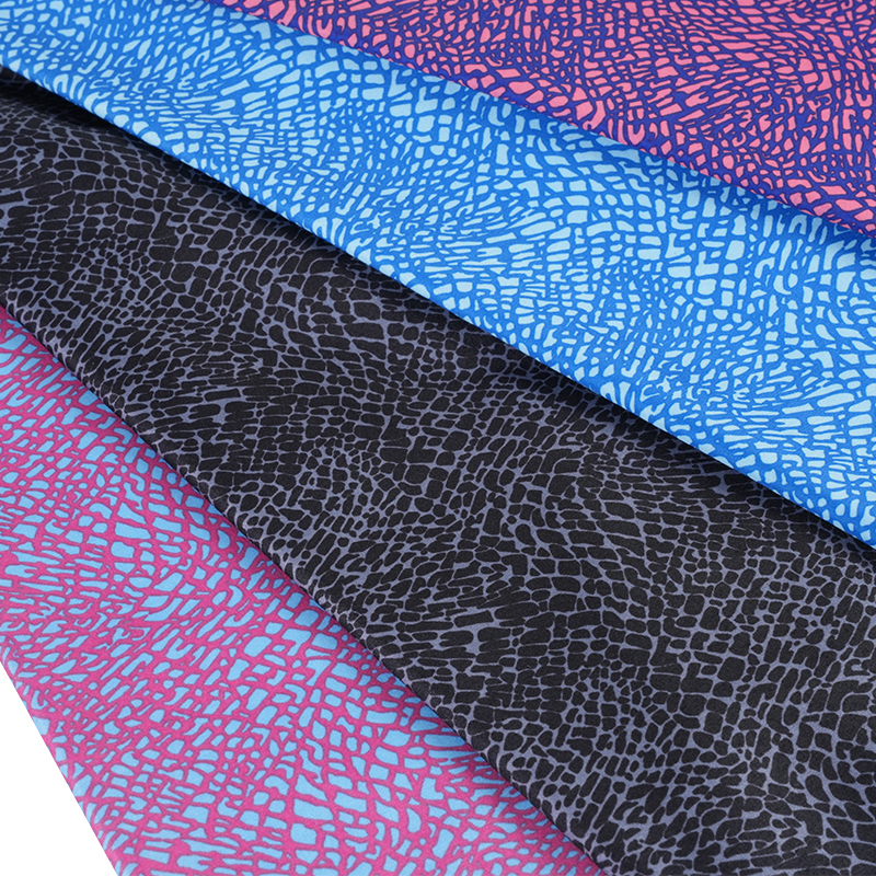 Polyesterové tkaniny pro digitální tisk mimo specifikaci